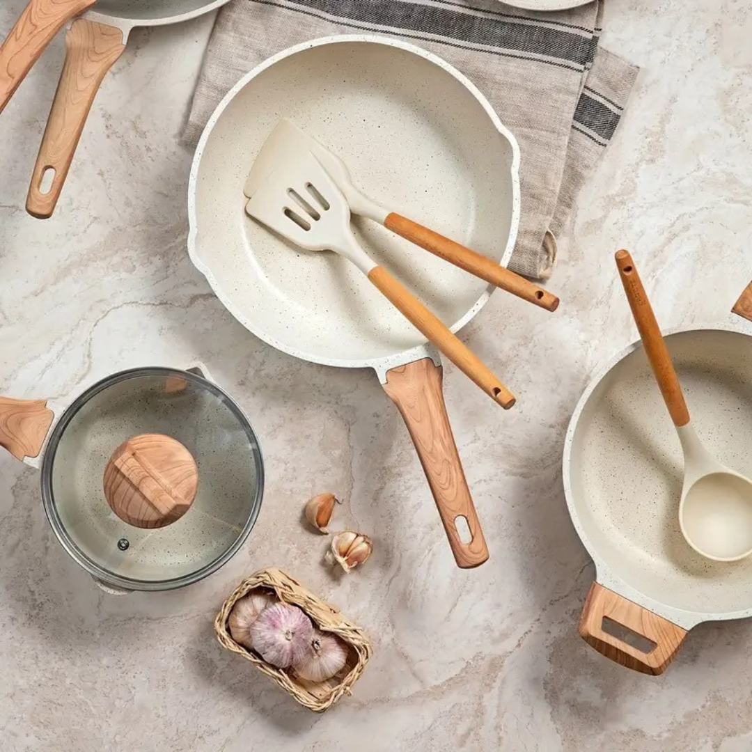 [COMPRE 1, LEVE 2] Vestido Royale + Bolsa de Brinde