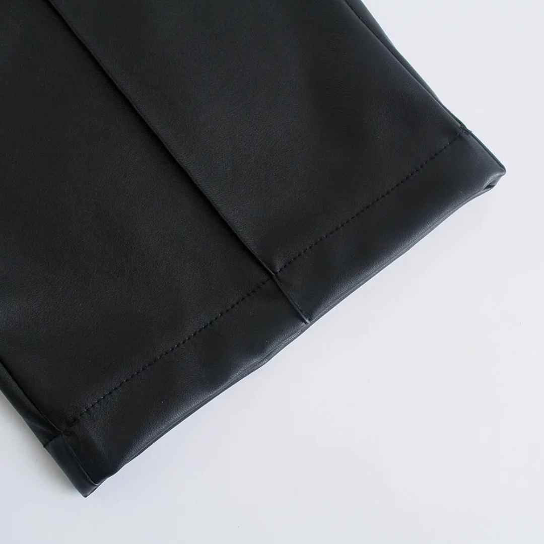 Calça Couro Rafaela