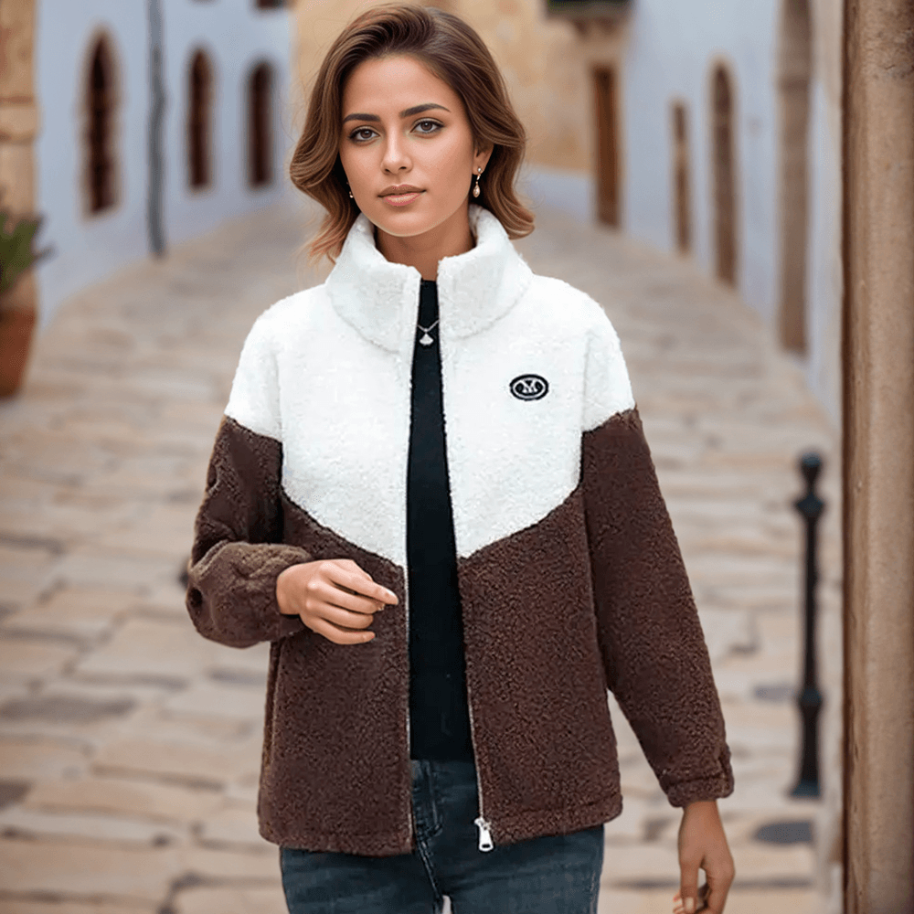 Jaqueta Feminina Peluciada Sarah / Confortável e Estilosa