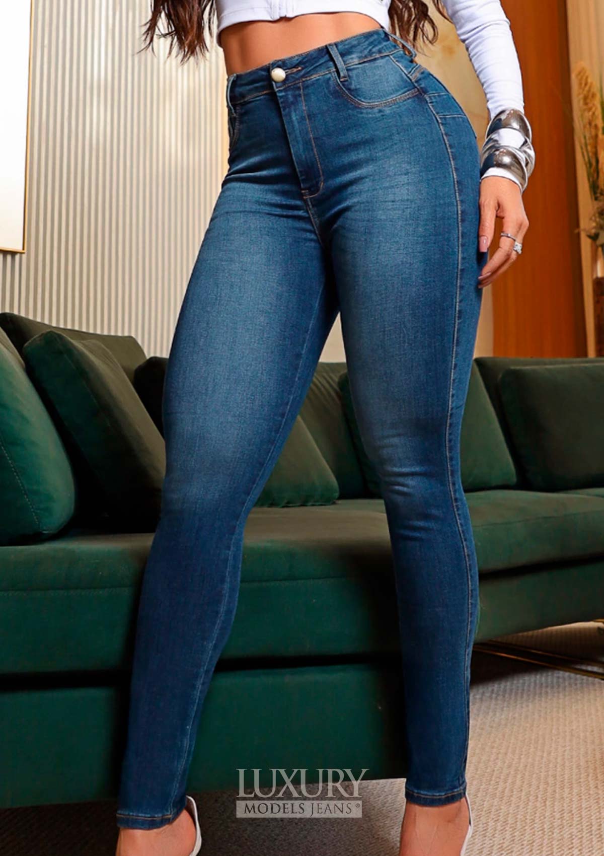 Calça Jeans Modeladora Lipo Empina Bumbum Cós Alto - C590